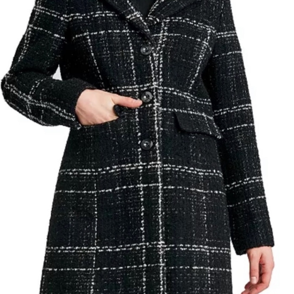 Single Breasted Tweed Walker Coat by Laundry Shelli Segal